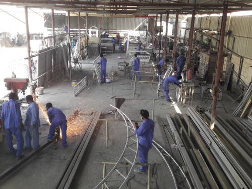 🌟 فرصة ذهبية للمستثمرين والصناعيين 🌟 للبيع مصنع قائم وناجح في مجال الأشغال المعدنية والألمنيوم